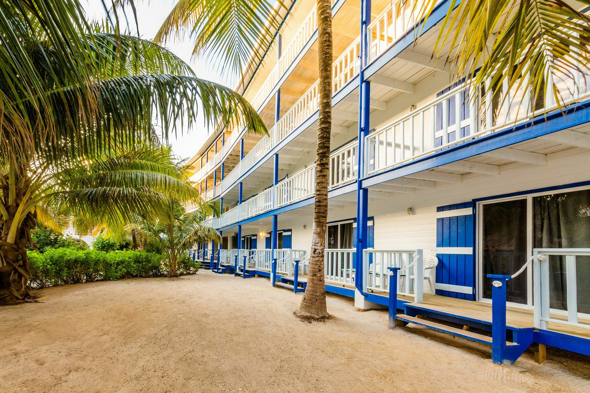 Caribbean Villas Hotel San Pedro  Extérieur photo